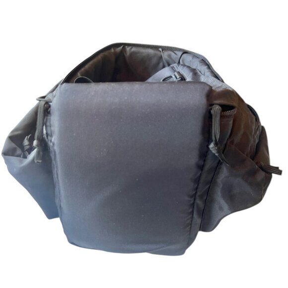 L.L. Bean Camera Case Padded Black Nylon Bag Elastic and Hook & Loop Straps - Picture 11 of 16